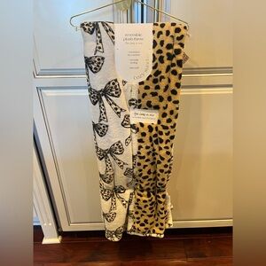 Cozy Sunday Reversible Bow and Leopard Print Blanket/Throw